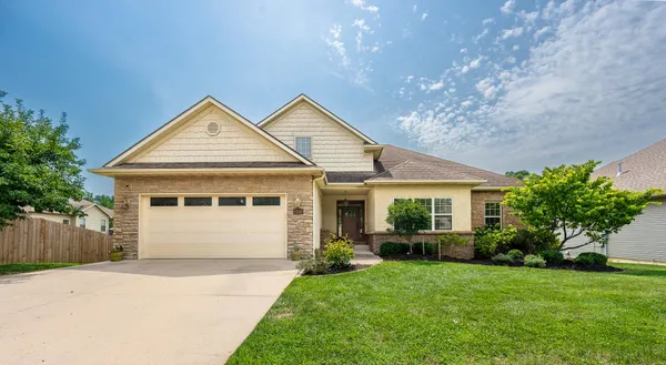 $550,000 | 3502 Longfords Mill Drive, Columbia, MO 65203