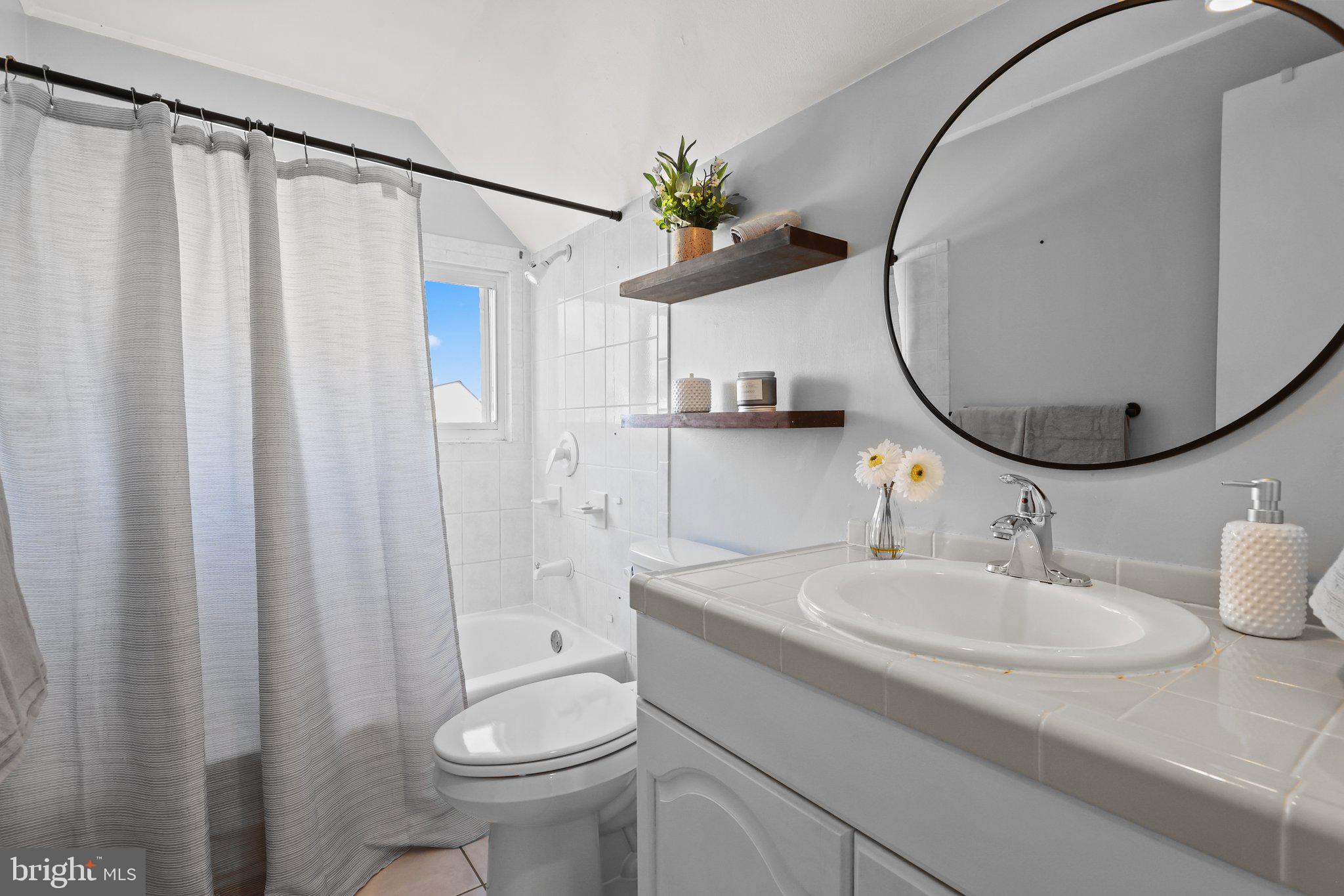 11 Hawk Road Levittown, PA 19056 - Photo 23 of 35 Second Floor Full Bathroom