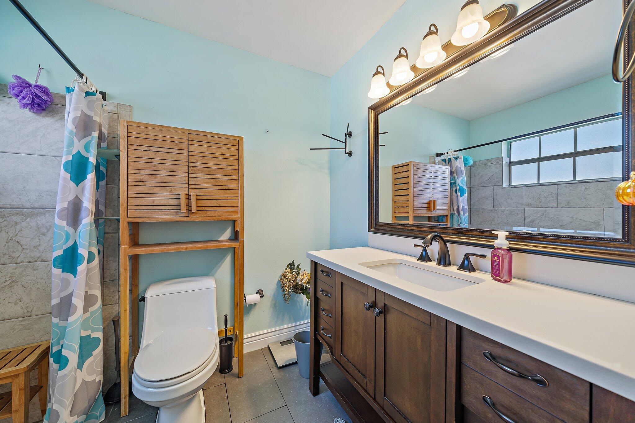125 Raintree Trail Jupiter, FL 33458 - Photo 27 of 35 024-125RaintreeTrail-Jupiter-FL-SMALL