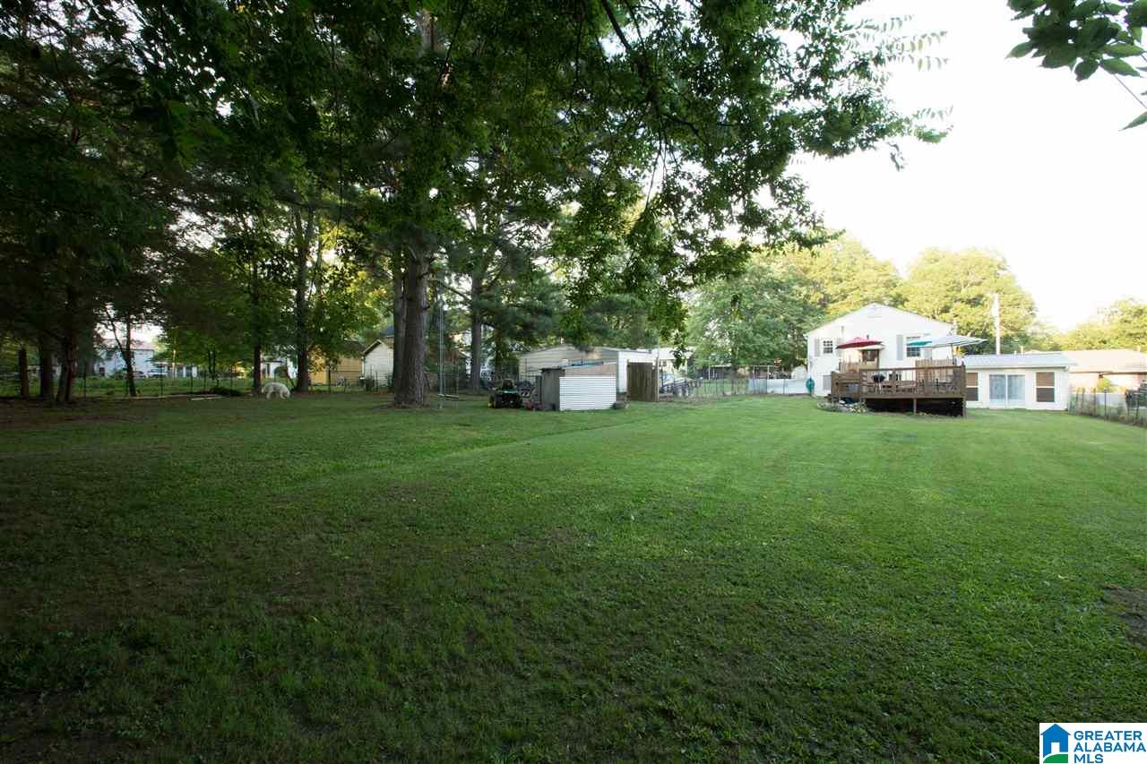 107 Hickory Avenue Southwest Cullman, AL 35055 - Photo 3 of 23