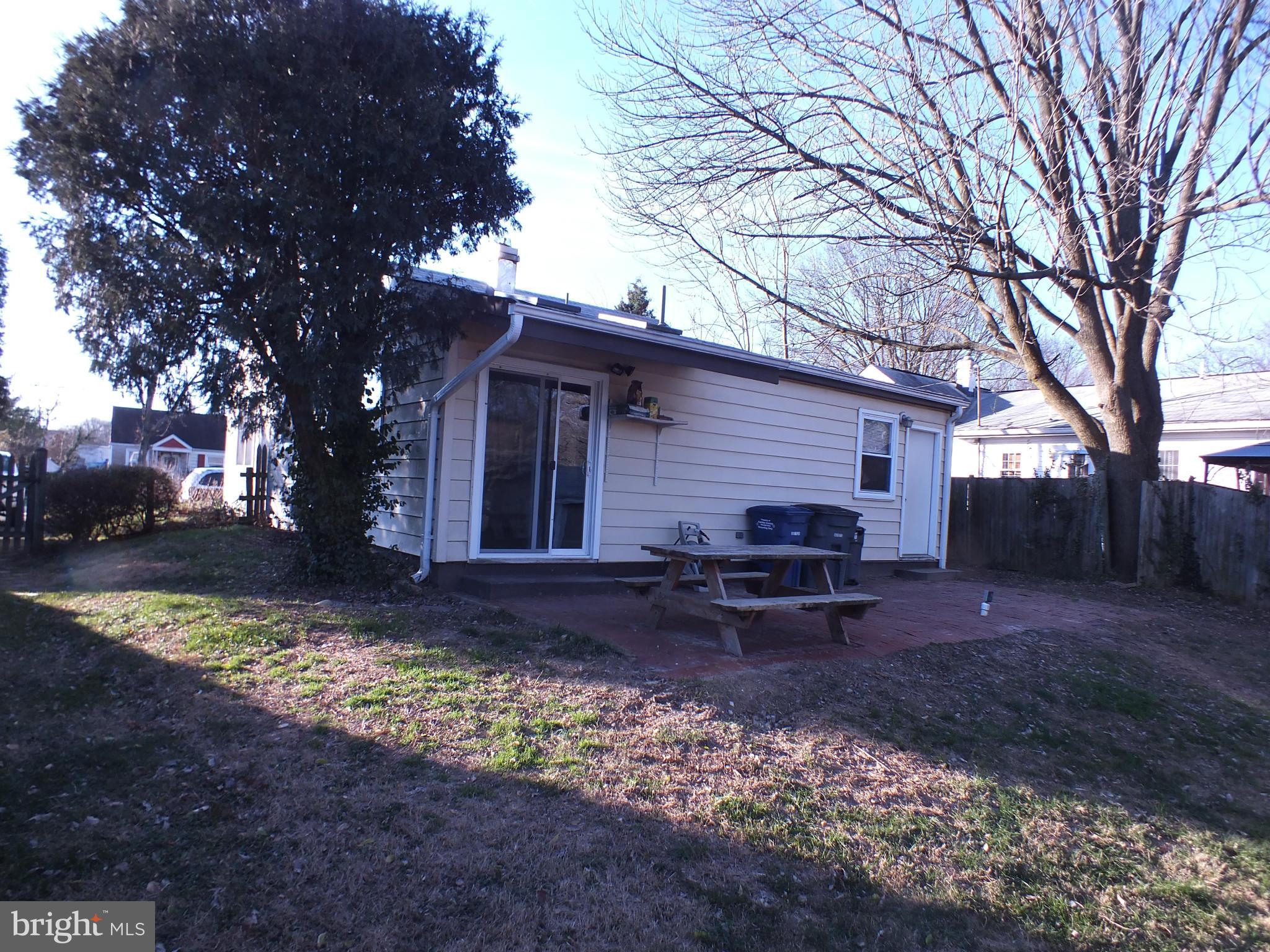 6938 Oak Ridge Road Falls Church, VA 22042 - Photo 25 of 29 Exterior Rear