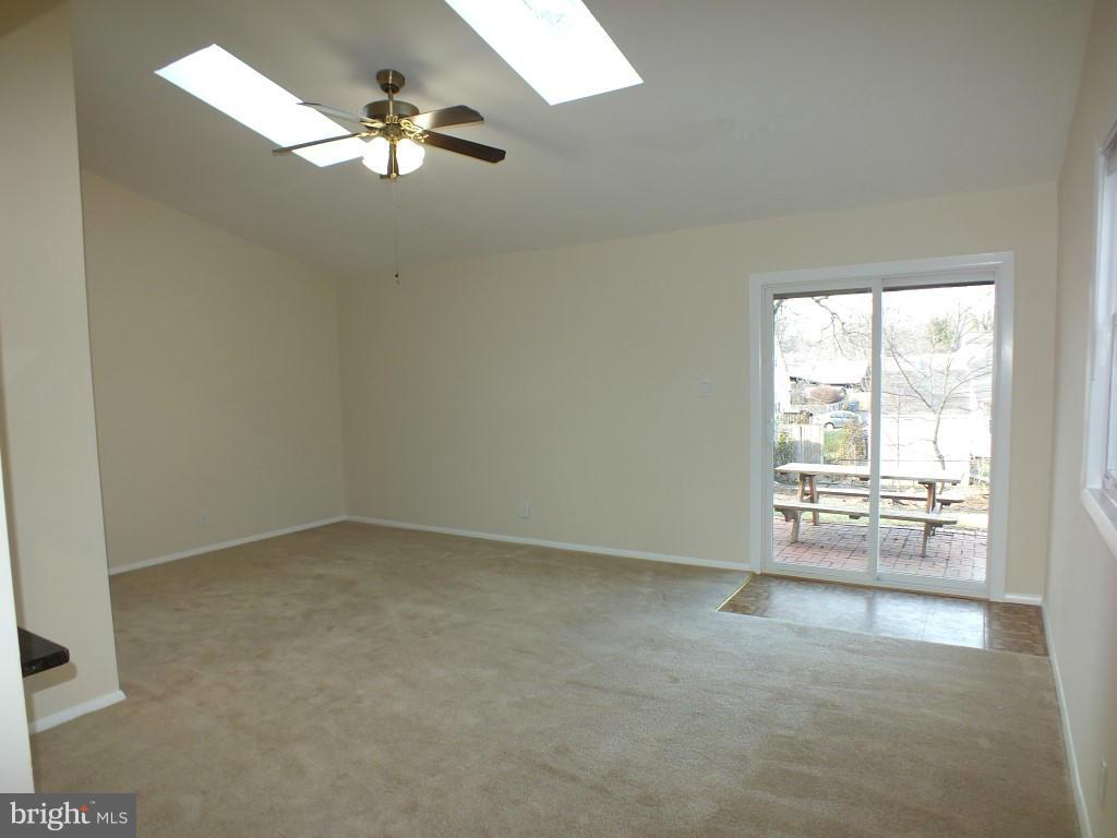 6938 Oak Ridge Road Falls Church, VA 22042 - Photo 4 of 29 Family Room