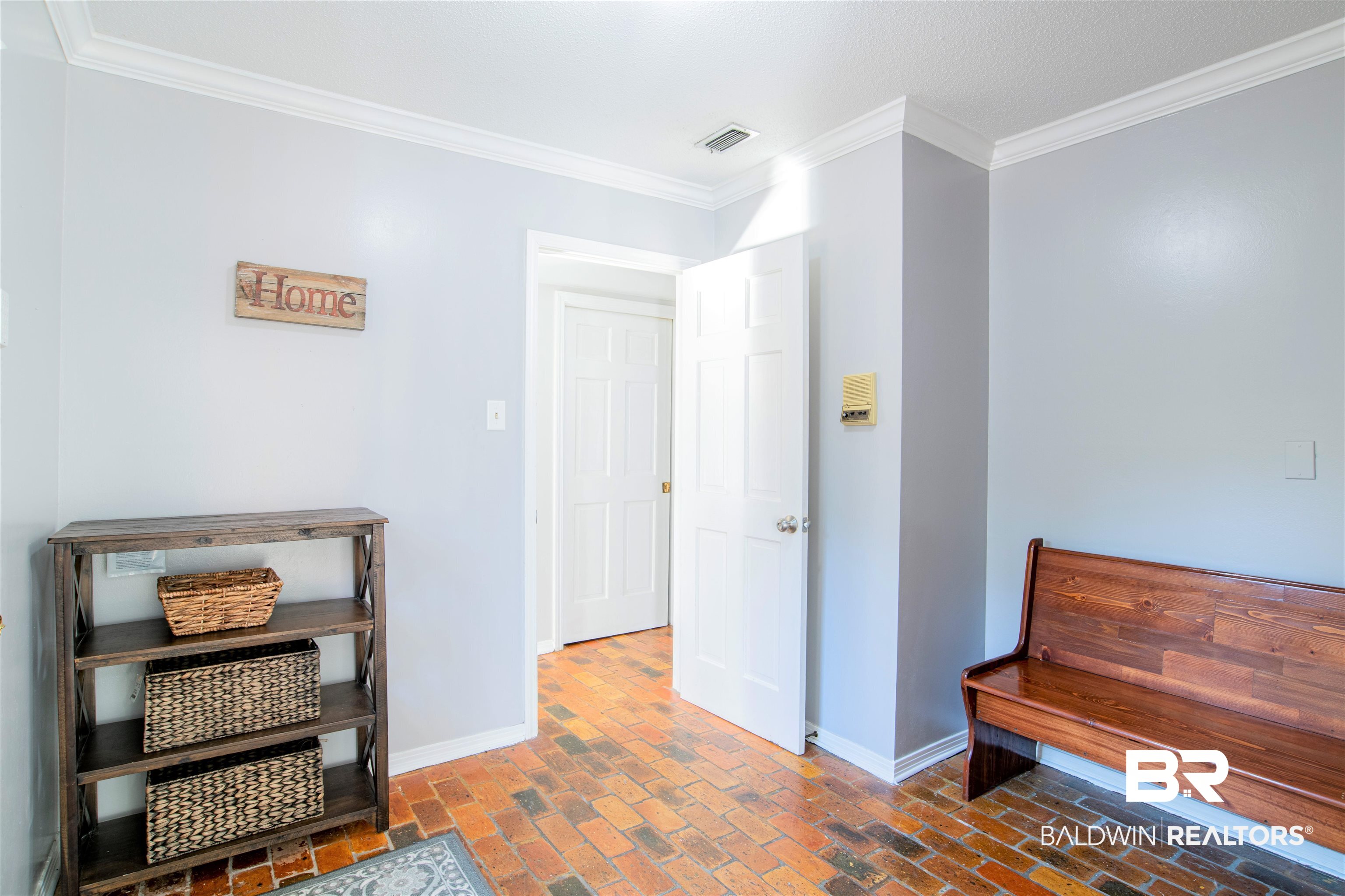 1400 Oak Tree Court Mobile, AL 36609 - Photo 16 of 33