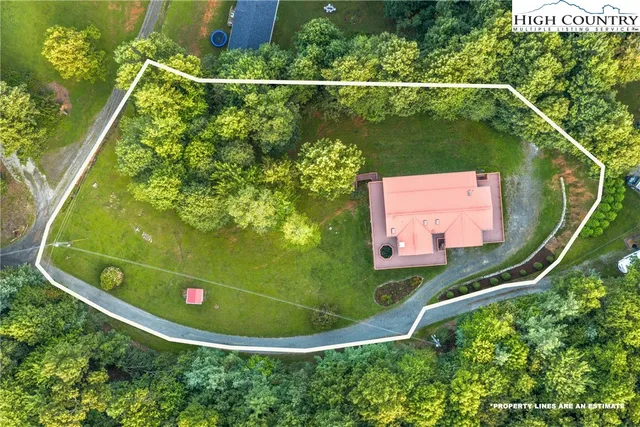 $875,000 | 167 Wagon Wheel Lane, Deep Gap, NC 28618