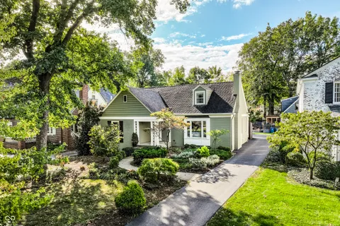 $575,000 | 909 East 58th Street, Indianapolis, IN 46220
