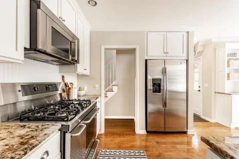 $575,000 | 909 East 58th Street, Indianapolis, IN 46220