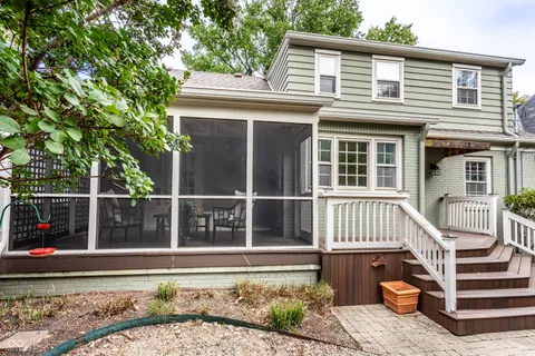 $575,000 | 909 East 58th Street, Indianapolis, IN 46220