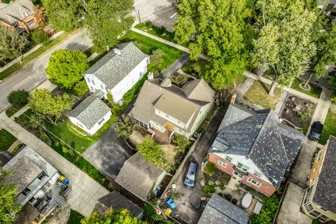 $575,000 | 909 East 58th Street, Indianapolis, IN 46220