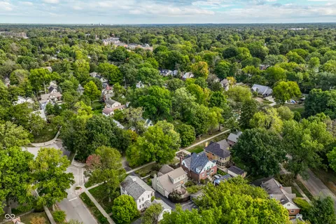 $575,000 | 909 East 58th Street, Indianapolis, IN 46220