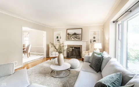 $575,000 | 909 East 58th Street, Indianapolis, IN 46220