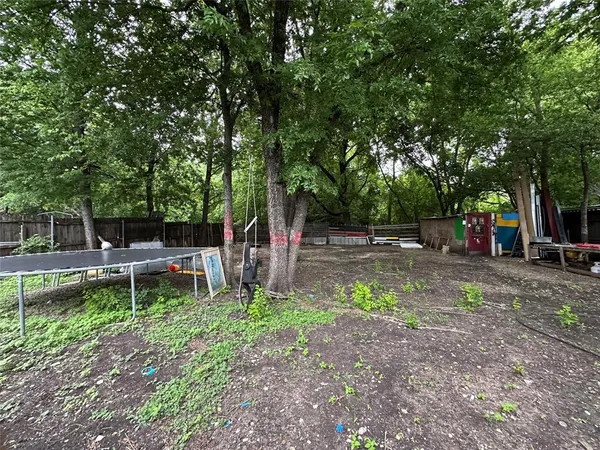 $180,000 | 4156 Daniel Lane, Lancaster, TX 75134
