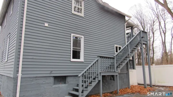 $2,200 | 17 Woodbine Street, Torrington, CT 06790