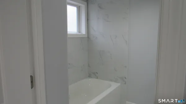 $2,200 | 17 Woodbine Street, Torrington, CT 06790