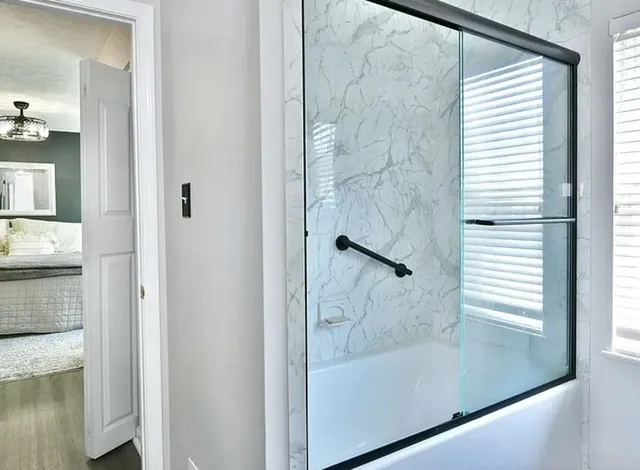 $2,900 | 290 Shady Glen Drive, Coraopolis, PA 15108