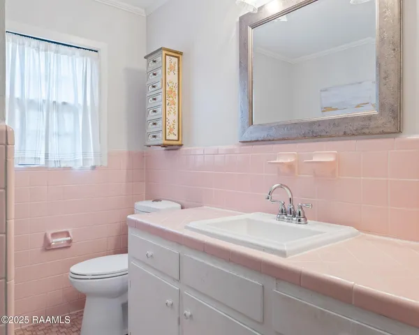 $435,000 | 101 Sidney Street, Lafayette, LA 70506