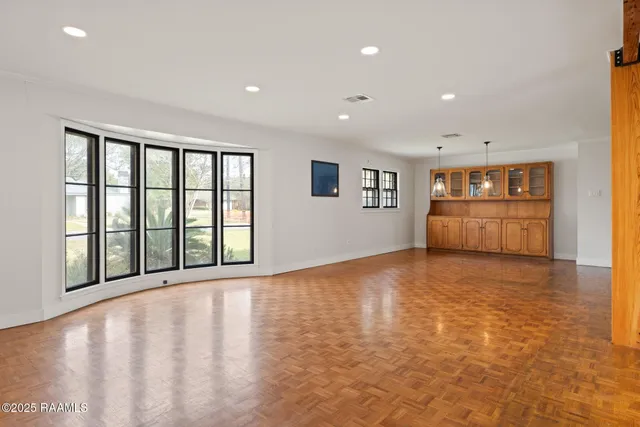 $435,000 | 101 Sidney Street, Lafayette, LA 70506