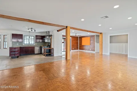 $435,000 | 101 Sidney Street, Lafayette, LA 70506