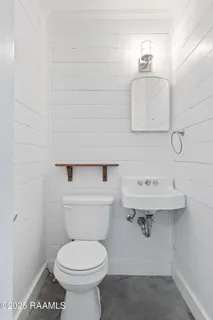 $435,000 | 101 Sidney Street, Lafayette, LA 70506