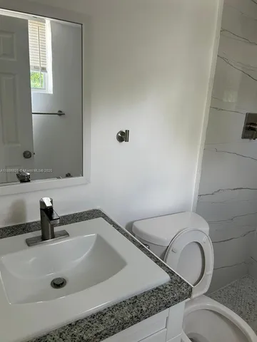 $189,900 | Kadell Heights, Miami, FL 33161