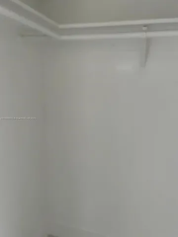 $189,900 | Kadell Heights, Miami, FL 33161