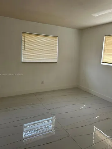 $189,900 | Kadell Heights, Miami, FL 33161