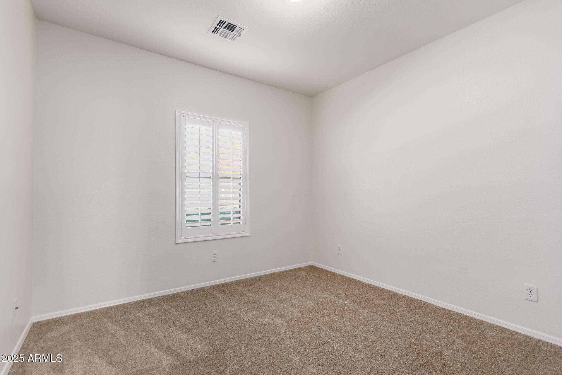 10850 West Avenida Del Rey Peoria, AZ 85383 - Photo 23 of 35 3RD BEDROOM