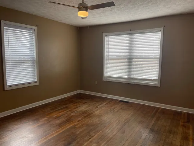 $199,900 | 1350 South Ruth Street, Rushville, IN 46173