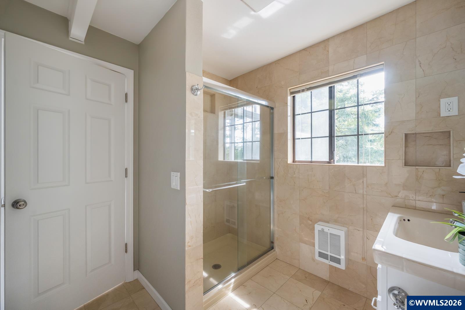 10165 Southwest Walker Road Beaverton, OR 97005 - Photo 19 of 35
