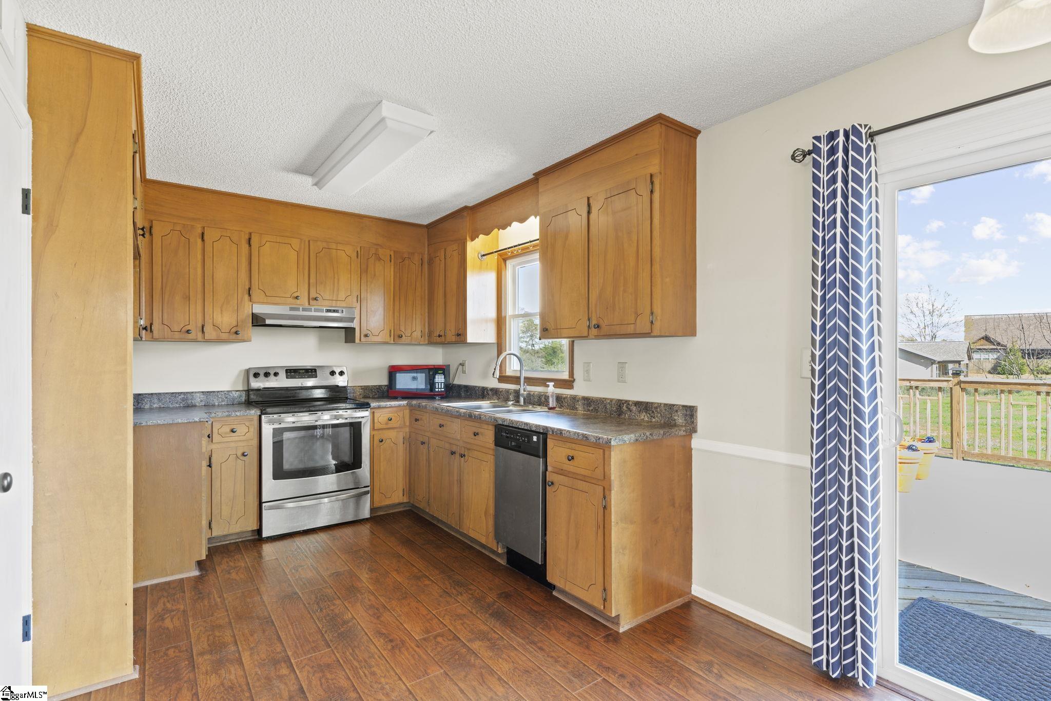 106 Denali Street Inman, SC 29349 - Photo 8 of 25