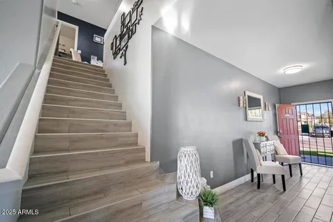 $430,000 | 7218 South 40th Lane, Phoenix, AZ 85041