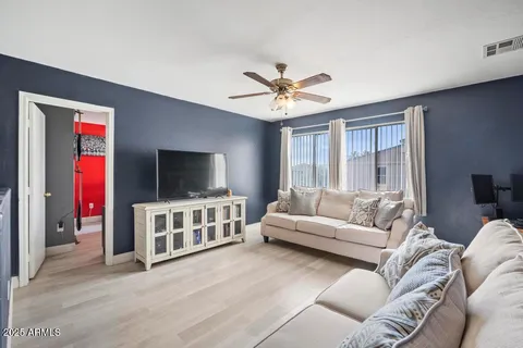 $430,000 | 7218 South 40th Lane, Phoenix, AZ 85041