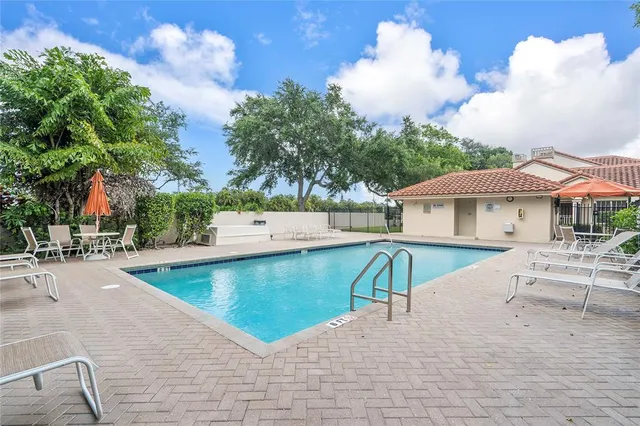 $3,350 | 10856 Cypress Glen Drive, Unit 10856, Coral Springs, FL 33071