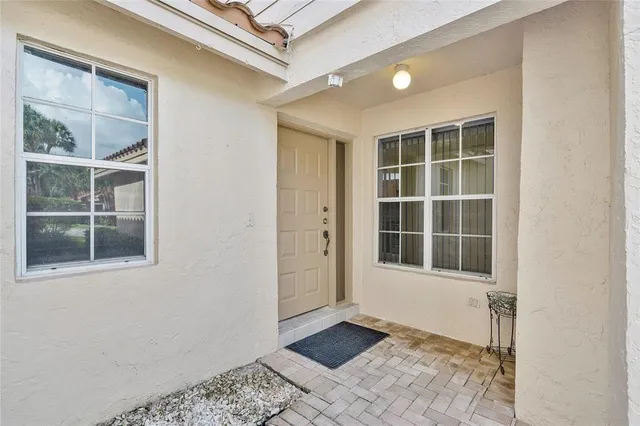 $3,350 | 10856 Cypress Glen Drive, Unit 10856, Coral Springs, FL 33071