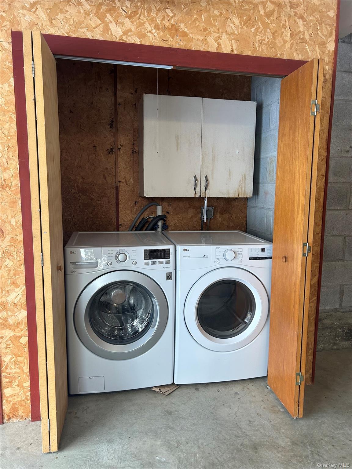 2 Scism Circle Red Hook, NY 12571 - Photo 27 of 29 a utility room with dryer and washer