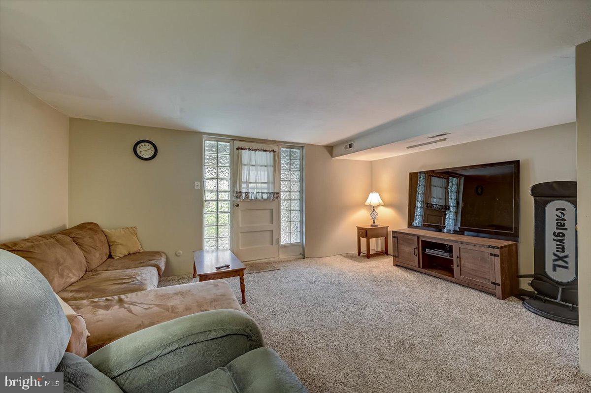 10710 East Keswick Road Philadelphia, PA 19154 - Photo 45 of 59 Gallery Image 45