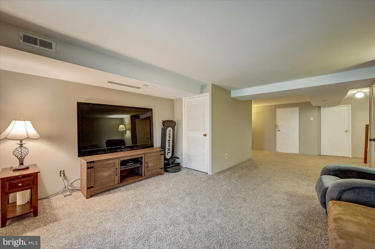 10710 East Keswick Road Philadelphia, PA 19154 - Photo 47 of 59 Gallery Image 47