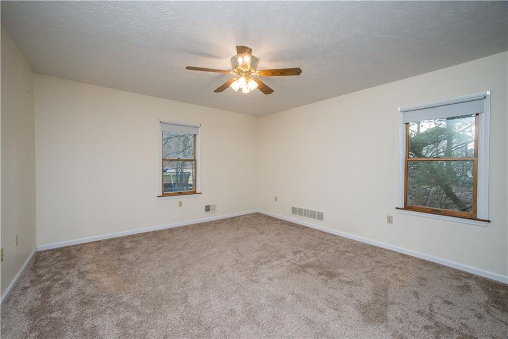 634 Venetia Road Venetia, PA 15367 - Photo 10 of 25 Gallery Image 10