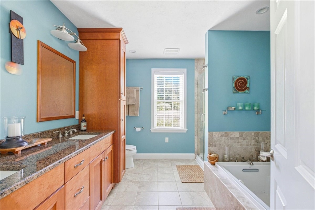 7 Heron Road Halifax, MA 02338 - Photo 15 of 42