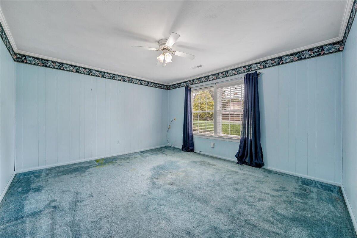 3938 Vauxhall Road Roanoke, VA 24018 - Photo 28 of 39 08-MIB04576