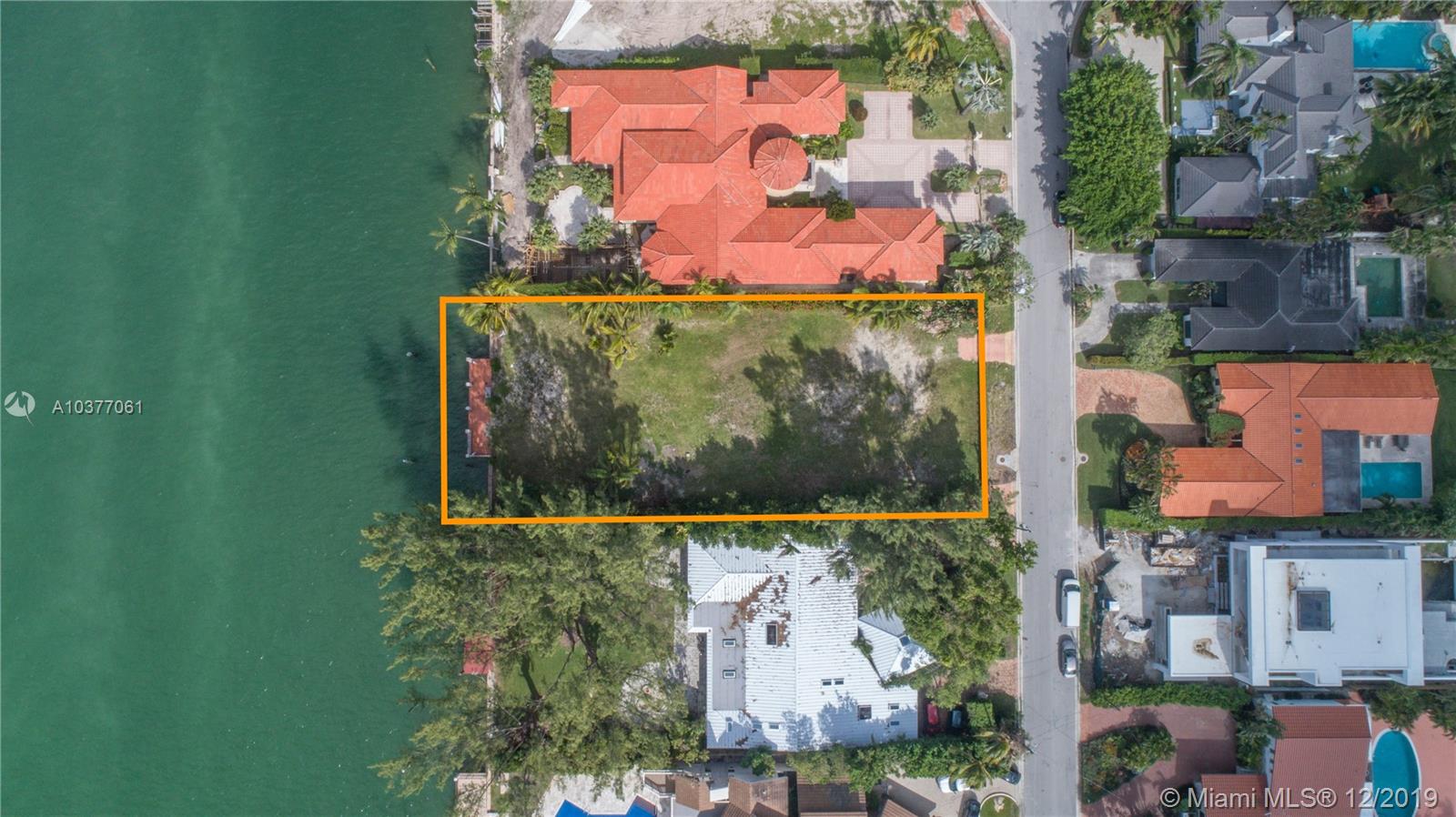 1420 Biscaya Drive Surfside, FL 33154 - Photo 4 of 4