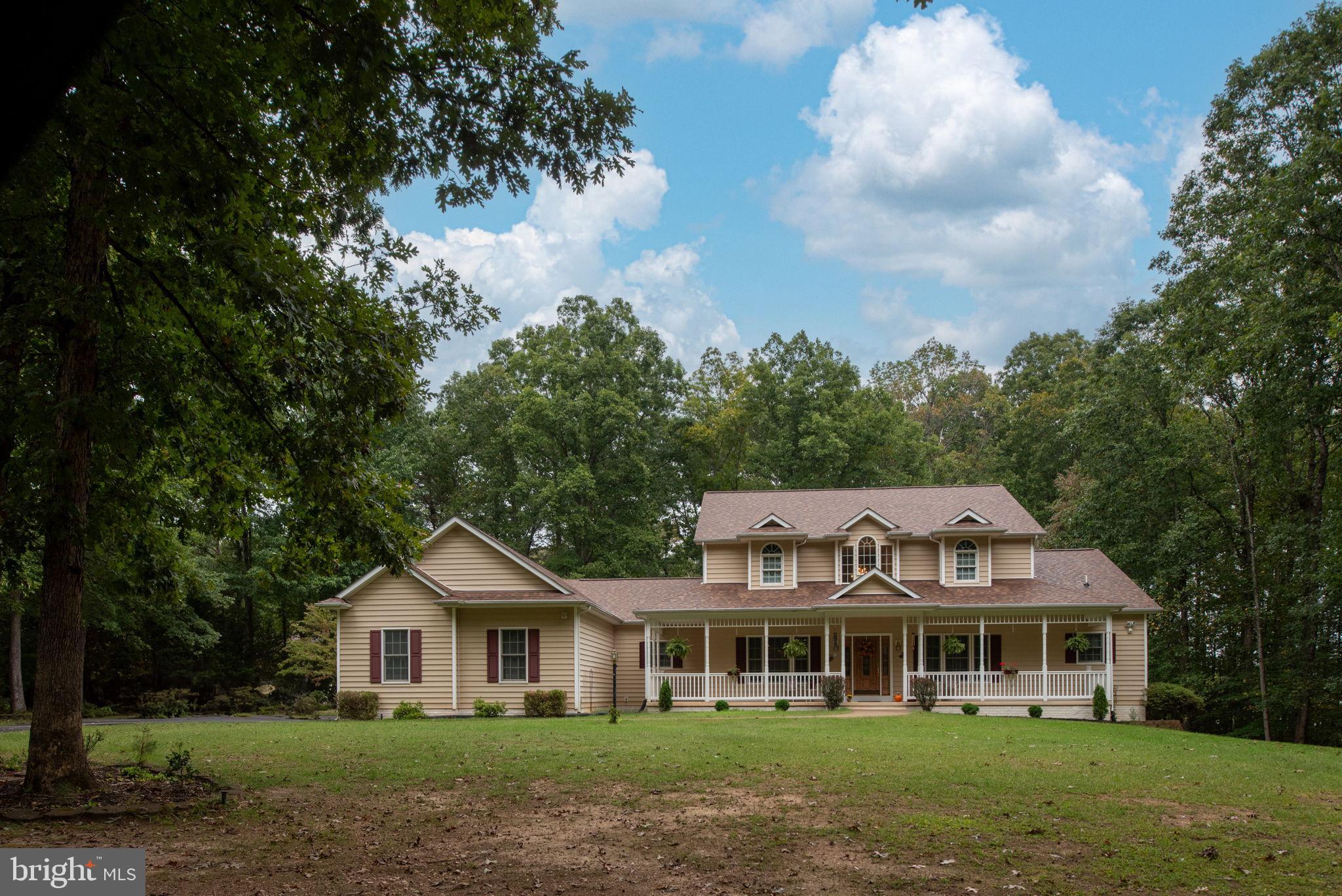 32236 Deep Meadow Lane Locust Grove, VA 22508 - Photo 9 of 58 Front