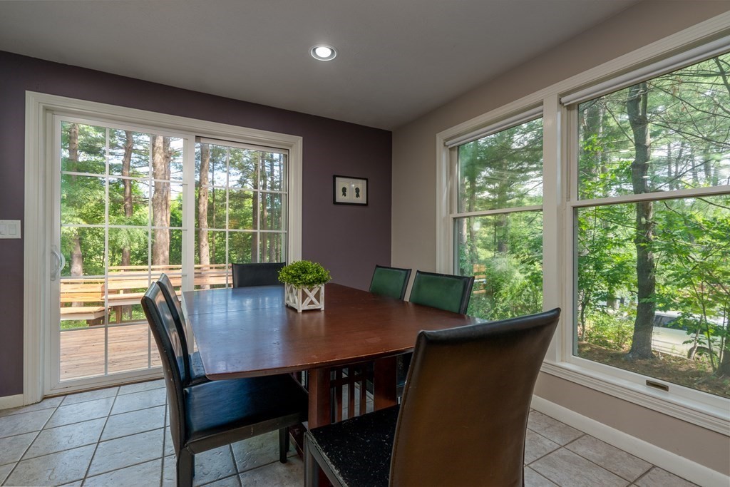 37 Unicorn Circle Amesbury, MA 01913 - Photo 12 of 35