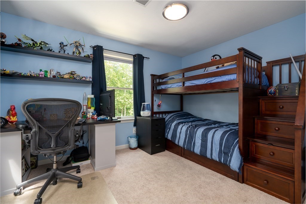 37 Unicorn Circle Amesbury, MA 01913 - Photo 24 of 35