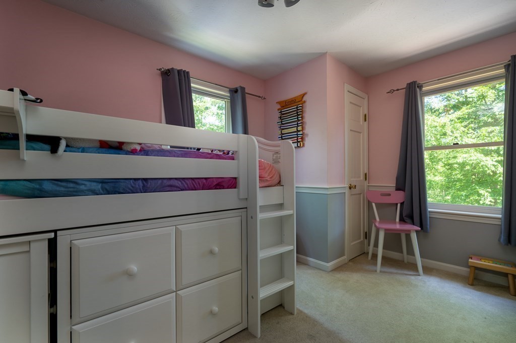 37 Unicorn Circle Amesbury, MA 01913 - Photo 26 of 35