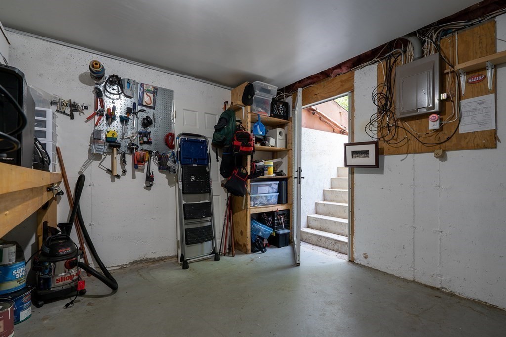 37 Unicorn Circle Amesbury, MA 01913 - Photo 30 of 35