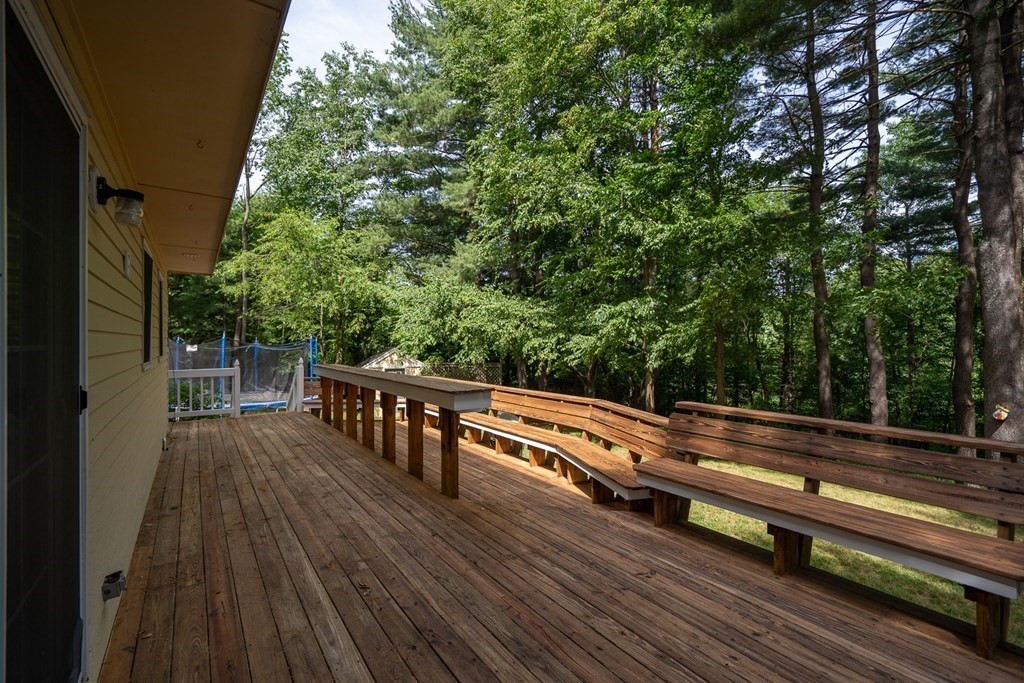 37 Unicorn Circle Amesbury, MA 01913 - Photo 7 of 35