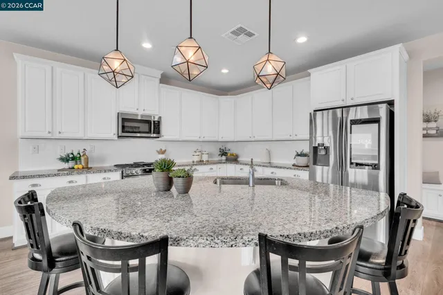 $755,000 | 1881 Hartford Ct., Lathrop, CA 95330