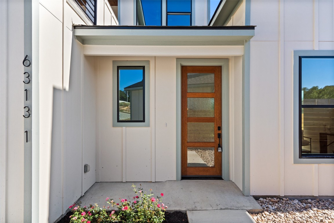 a view of an entryway