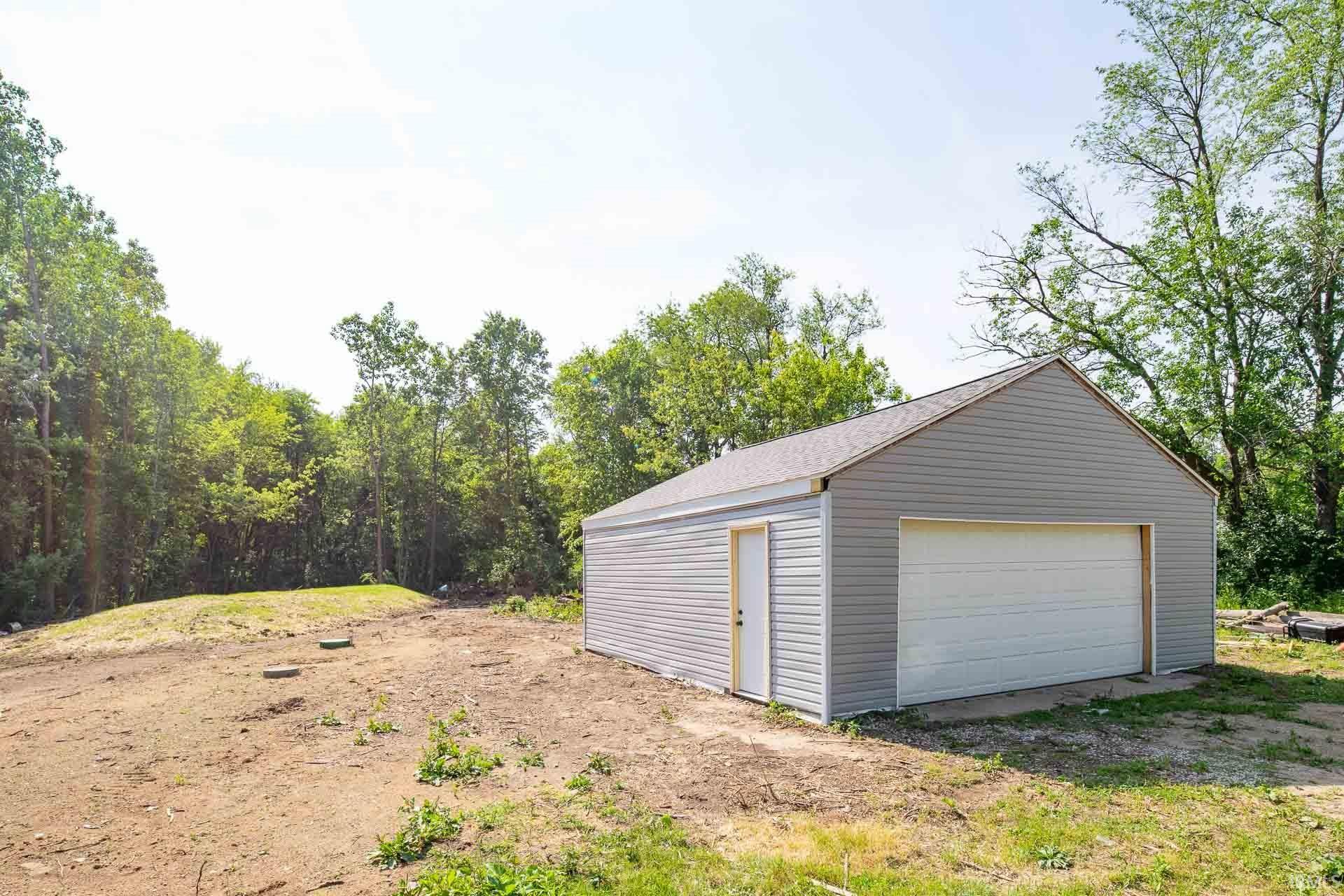 55927 Fir Road Mishawaka, IN 46545 - Photo 21 of 23 Gallery Image 21