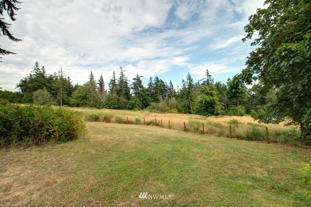 2363 Strawberry Point Road Oak Harbor, WA 98277 - Photo 18 of 24 Gallery Image 18